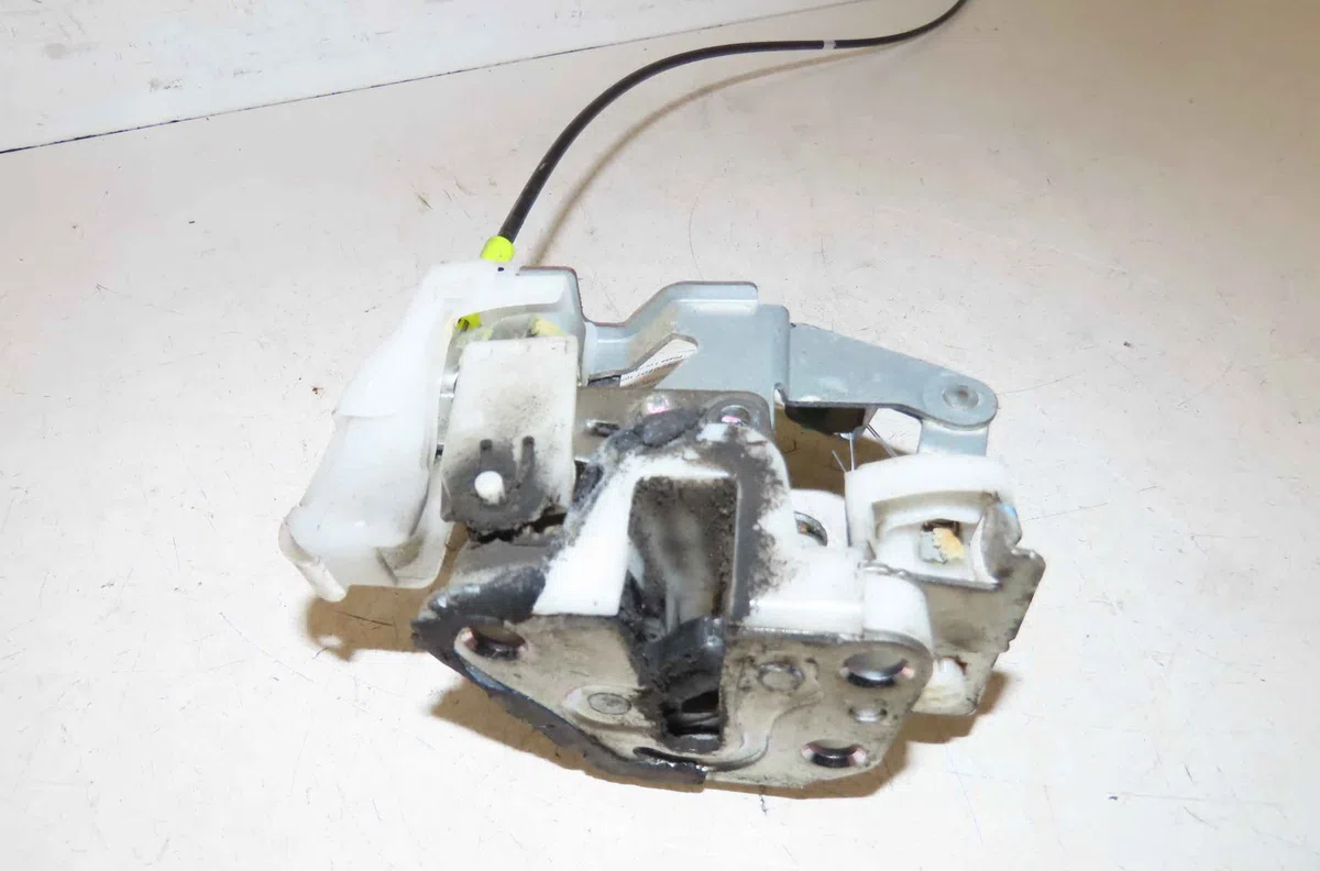Serrure porte arg PEUGEOT 107 occasion