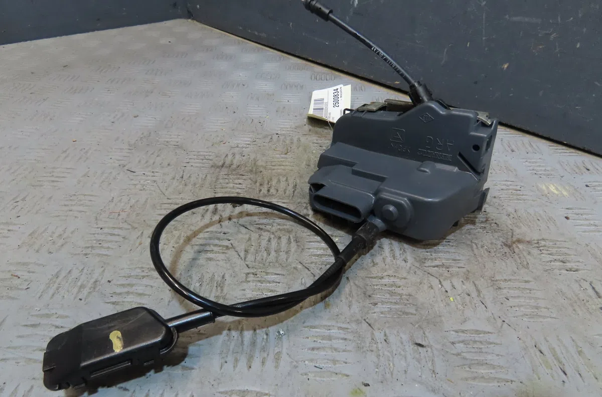 Serrure porte arg Renault ESPACE IV (JK0-1_) 2.0 dci (jk02, jk03) (2006) 5 portes occasion