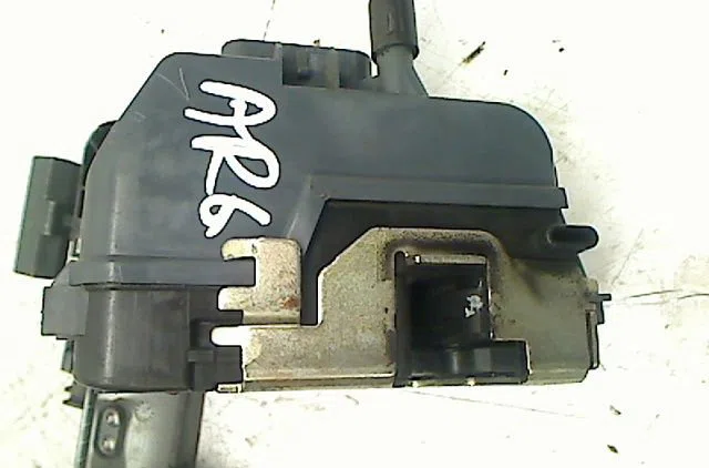 Serrure porte arg Renault LAGUNA II (BG0-1_) 1.8 16v (bg04, bg0b, bg0c, bg0v) (2001-2005) occasion