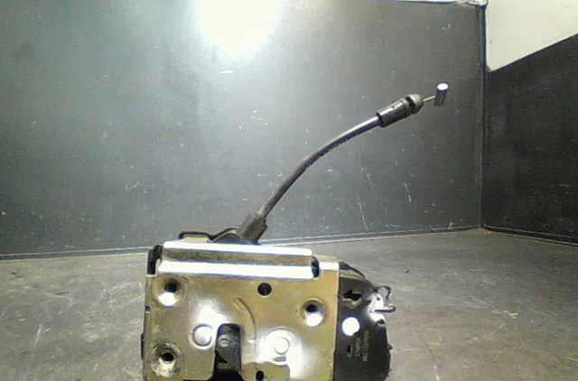 Serrure porte arg Renault LAGUNA II Grandtour (KG0-1_) 1.9 dci (kg0g) (2001-2007) occasion