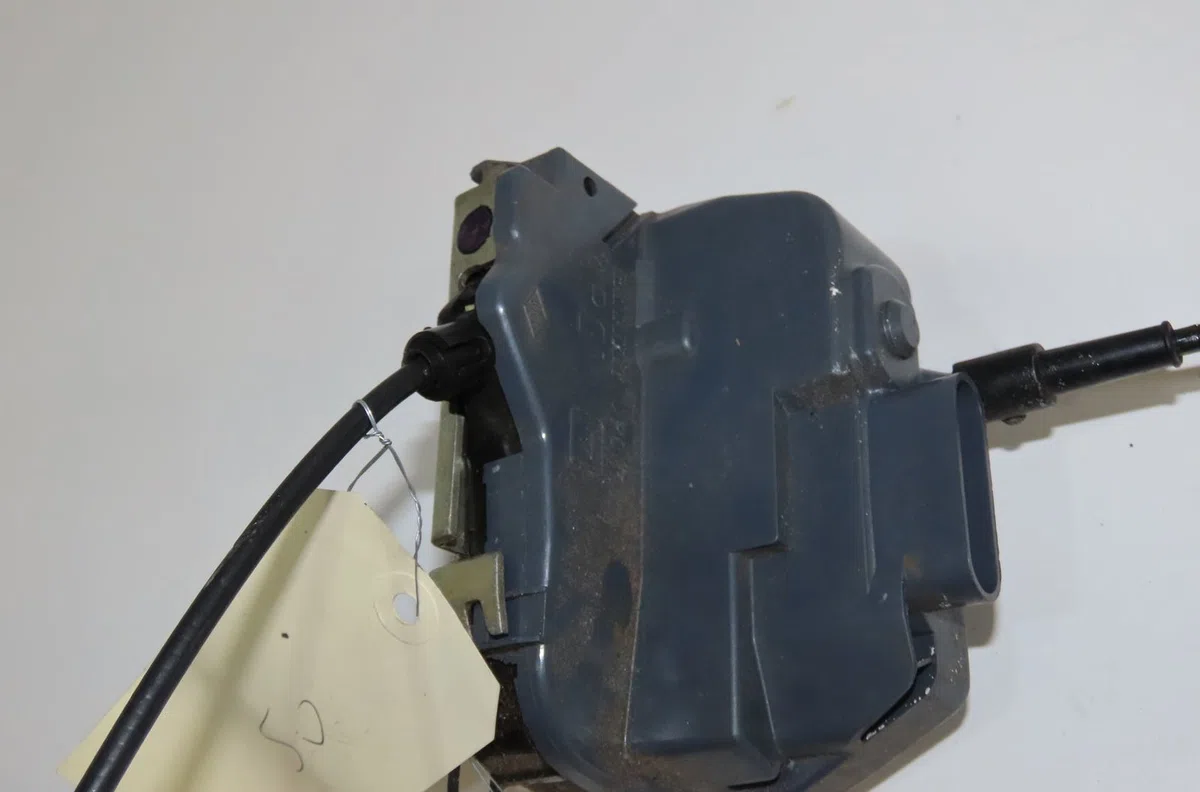 Serrure porte arg Renault MEGANE II Break (KM0-1_) 1.5 dci (km16) (2007-2009) occasion