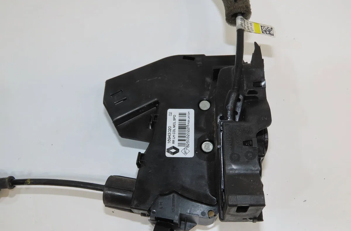 Serrure porte arg Renault MEGANE IV 3-5 portes (B9A-M-N_) 1.5 dci 110 (b9a3) (2015) occasion