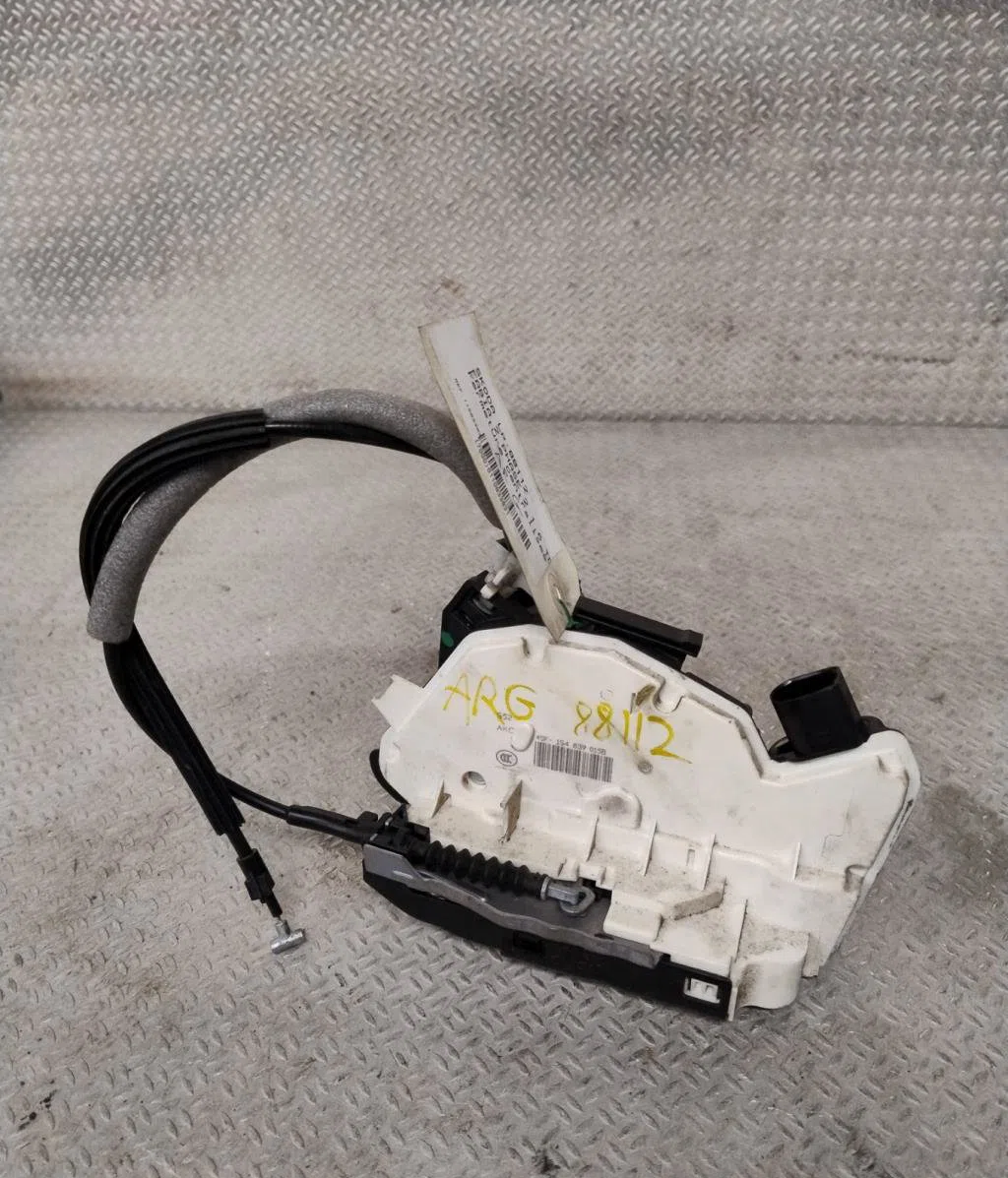 Serrure porte arg Skoda FABIA II (542) 1.6 tdi (2010-2014) occasion