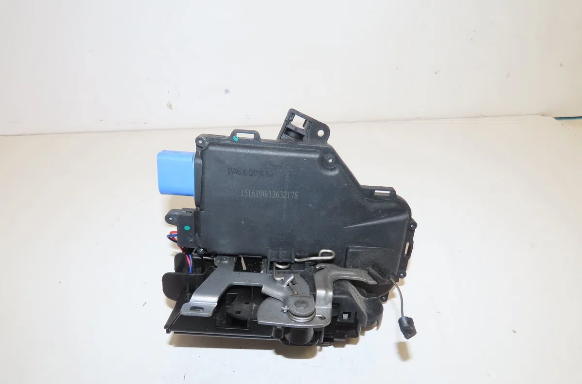 Serrure porte arg Volkswagen GOLF V (1K1) 1.9 tdi (2003-2008) occasion