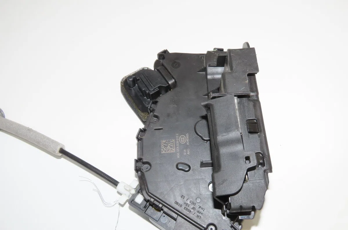 Serrure porte arg Volkswagen TOURAN (5T1) 1.6 tdi (2015-2016) occasion