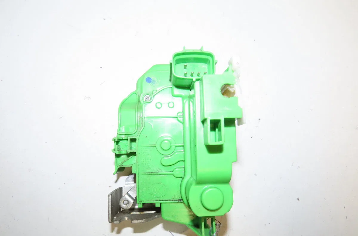 Serrure porte avd Alfa romeo GIULIETTA (940_) 2.0 jtdm (940fxe1a, 940fxg11) (2010-2020) occasion