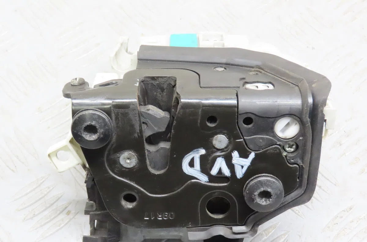 Serrure porte avd Audi A1 Sportback (8XA, 8XF) 1.4 tdi (2014-2018) occasion