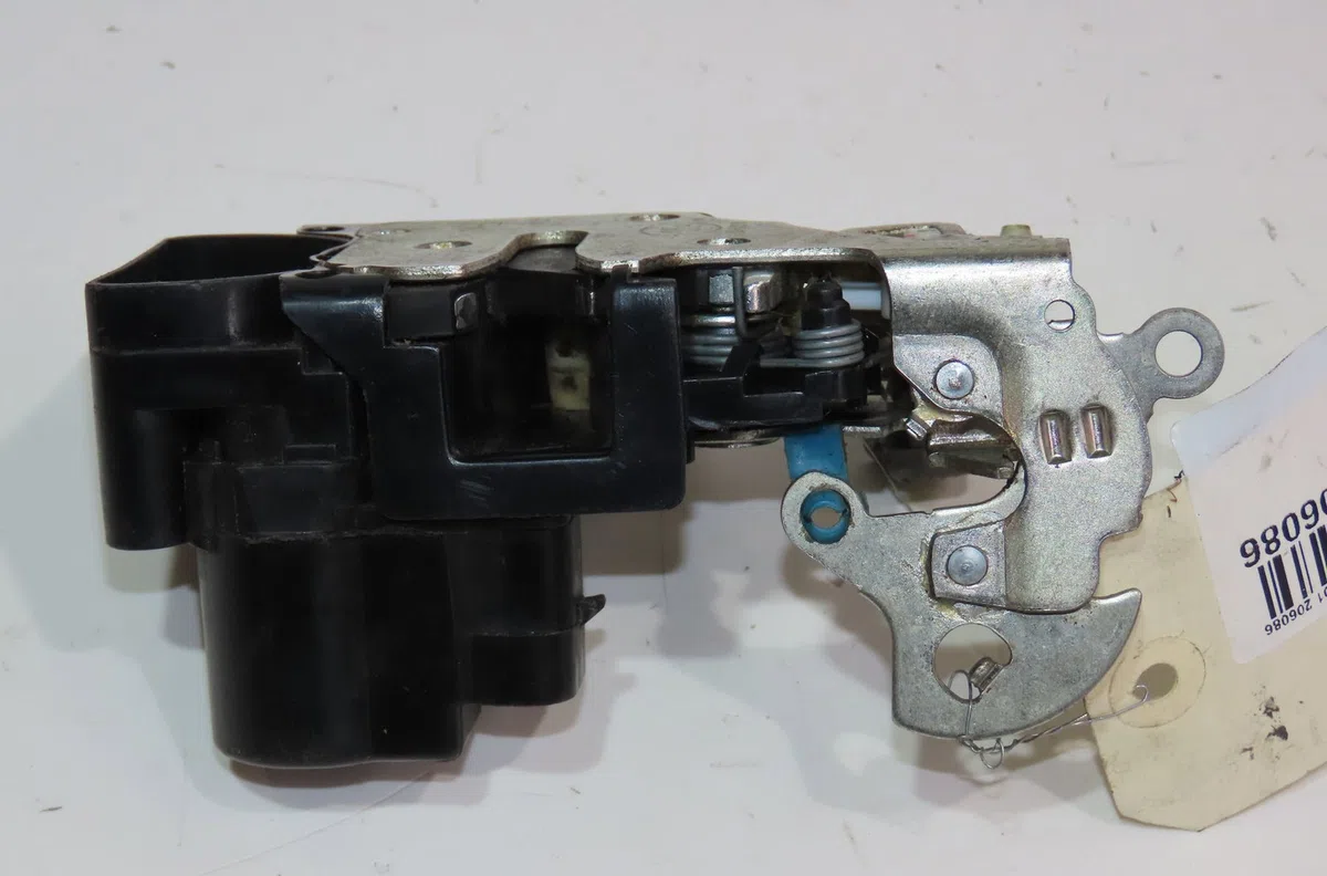 Serrure porte avd Chevrolet AVEO - KALOS 3-5 portes (T250, T255) 1.2 lpg (2008-2011) occasion
