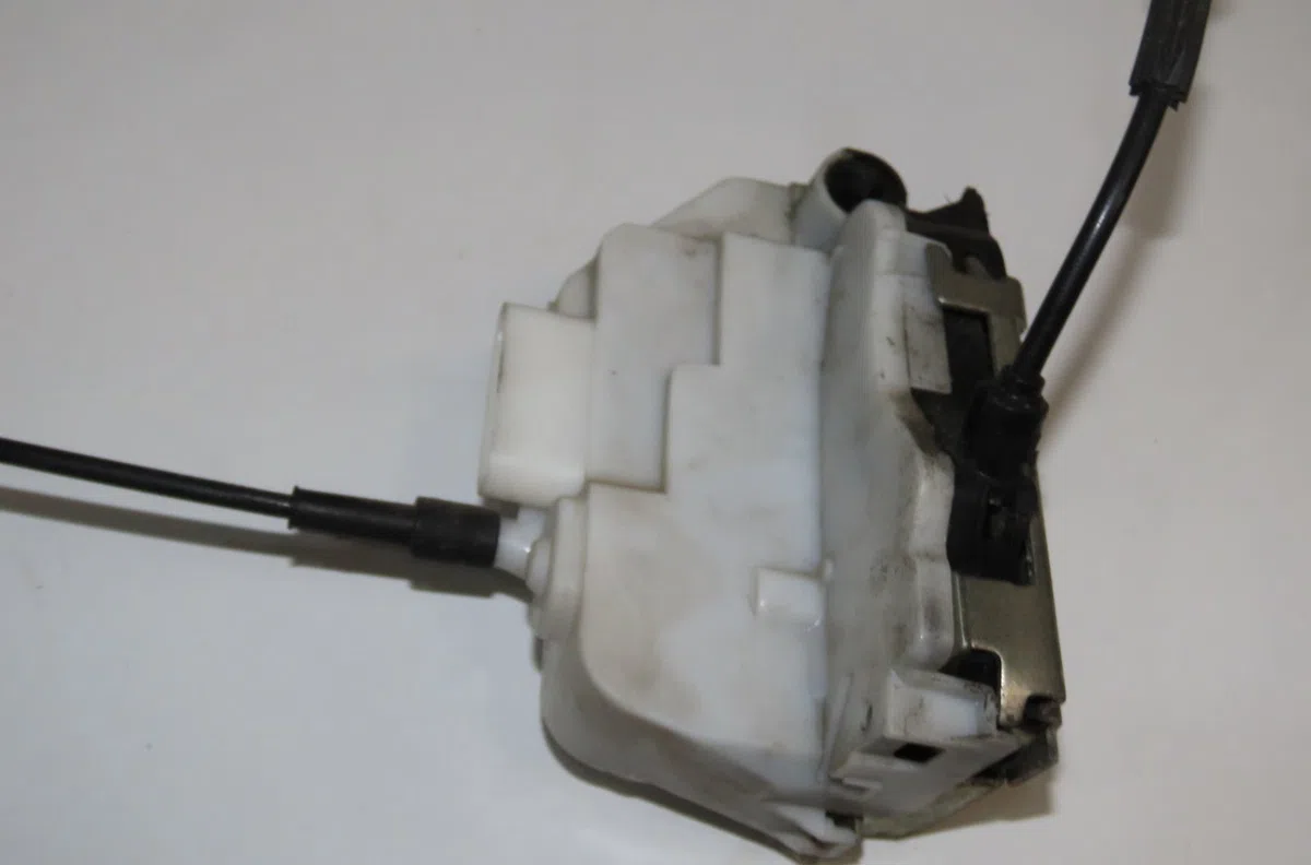Serrure porte avd Citroen C2 (JM_) 1.1 (2003-2012) 3 portes occasion