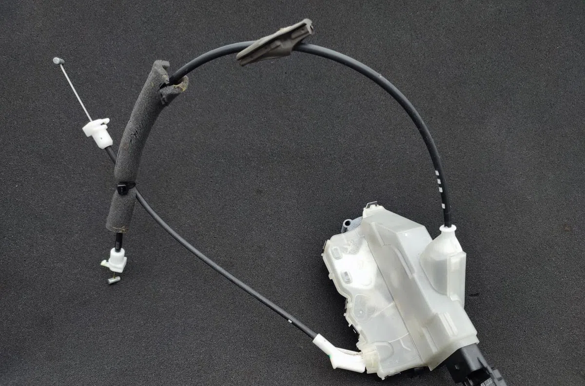 Serrure porte avd CITROEN C3 2 PHASE 2 occasion