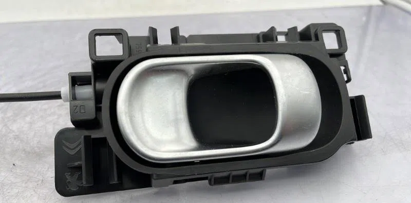 Serrure porte avd CITROEN C3 AIRCROSS PHASE 1 occasion
