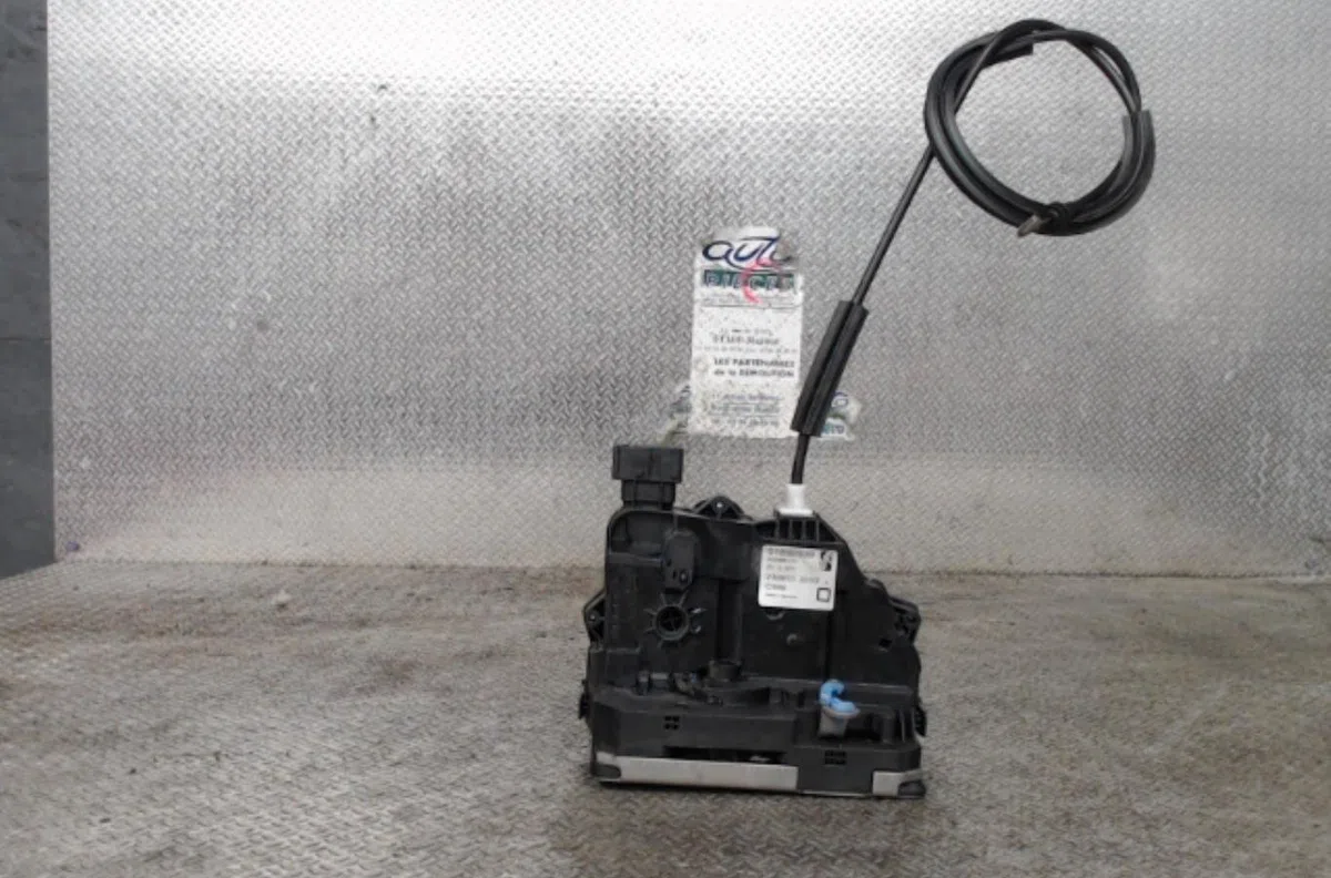 Serrure porte avd FIAT GRANDE PUNTO  GRANDE PUNTO occasion