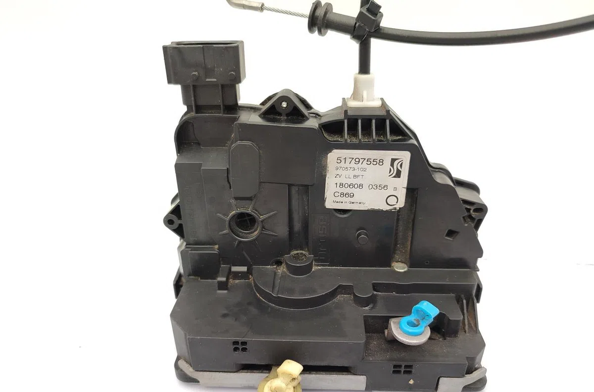 Serrure porte avd FIAT GRANDE PUNTO occasion