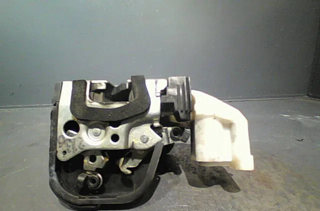 Serrure porte avd Fiat MULTIPLA (186_) 1.9 jtd (186axe1a) (2002-2010) occasion