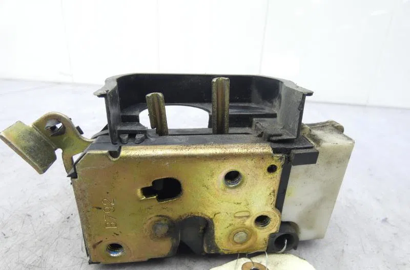 Serrure porte avd FIAT PUNTO 1 PHASE 1 occasion