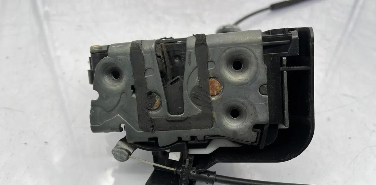 Serrure porte avd FORD C-MAX 1 PHASE 1 occasion