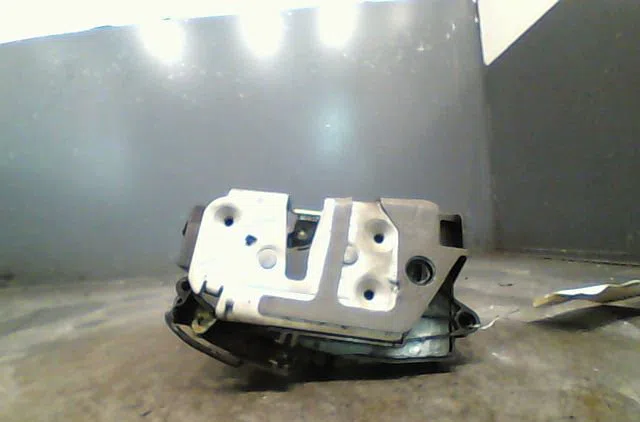 Serrure porte avd Ford FIESTA VI (CB1, CCN) 1.0 ecoboost (2013) occasion