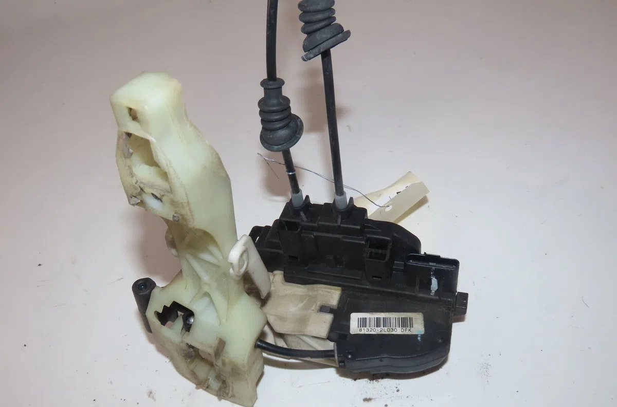 Serrure porte avd Hyundai I30 (FD) 1.6 crdi (2007-2011) occasion