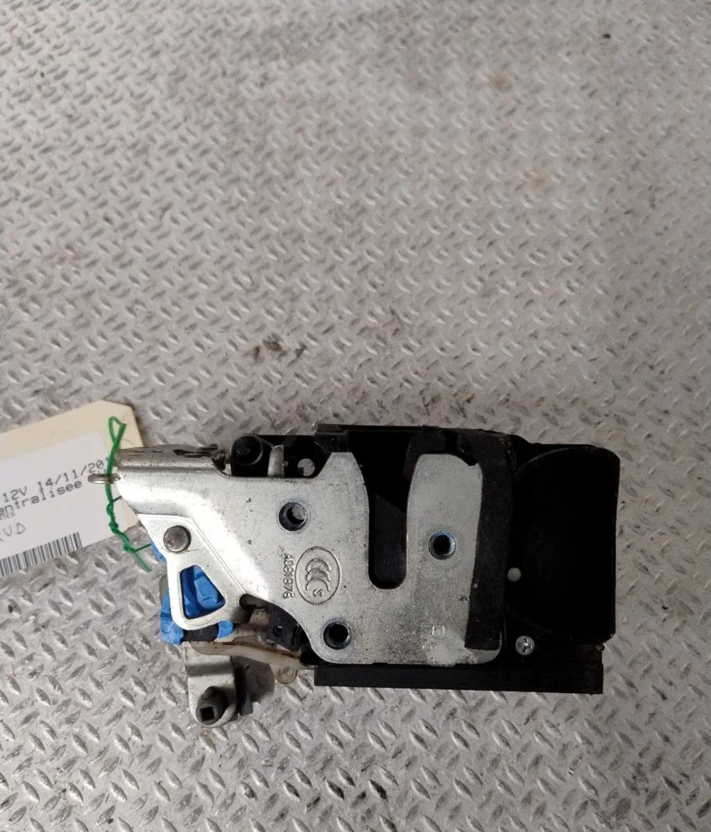 Serrure porte avd OPEL KARL occasion