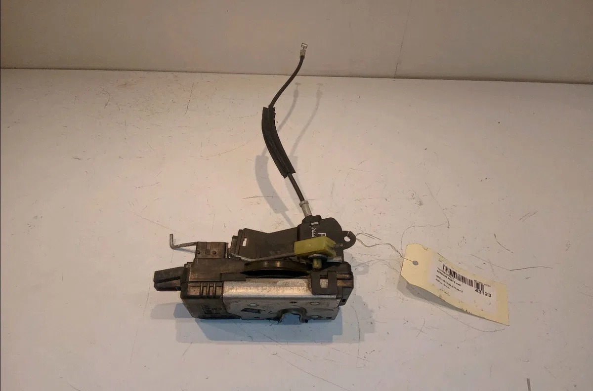 Serrure porte avd Opel VECTRA C (Z02) 2.2 16v (f69) (2002-2008) occasion