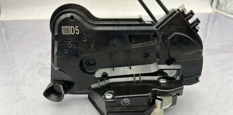 Serrure porte avd PEUGEOT 108 occasion