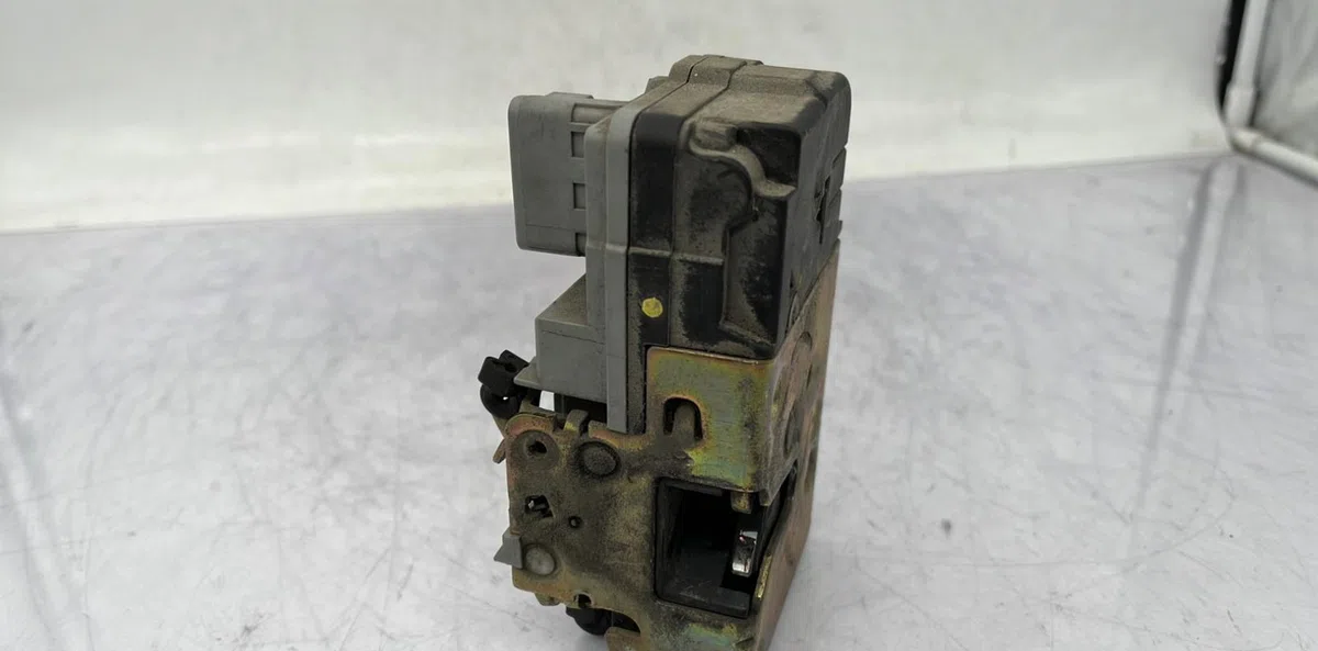 Serrure porte avd PEUGEOT 206 PHASE 2 occasion