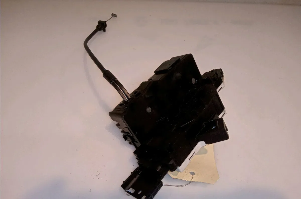 Serrure porte avd Peugeot 207-207 (WA_, WC_) 1.4 hdi (2006-2015) 5 portes occasion