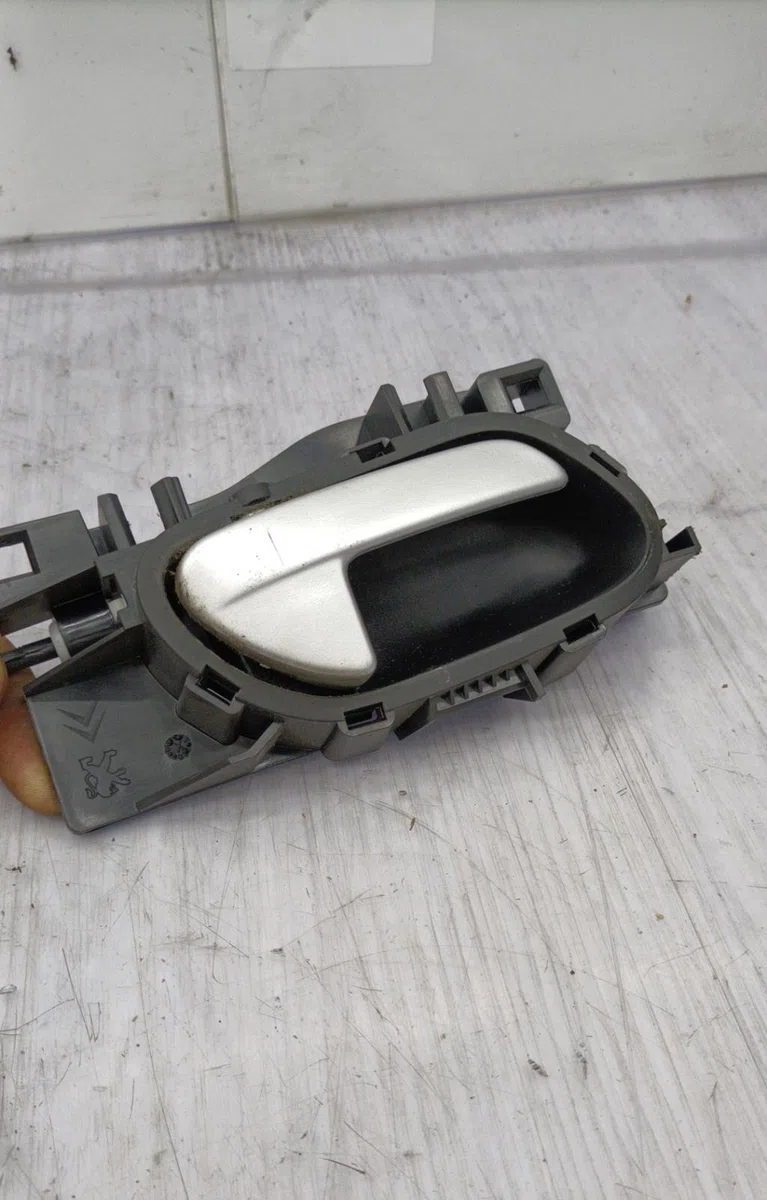 Serrure porte avd PEUGEOT 207 PHASE 2 occasion