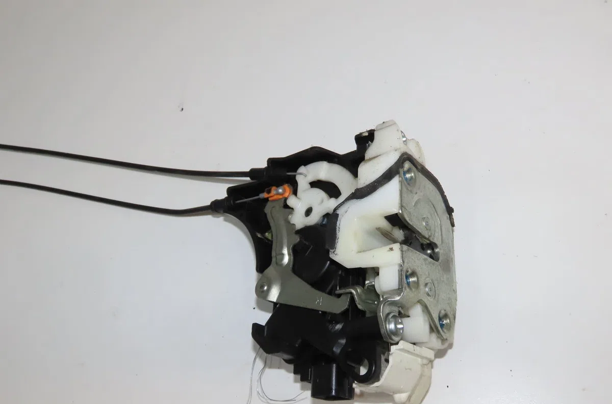 Serrure porte avd Peugeot 4007 (VU_, VV_) 2.2 hdi (2007-2013) occasion