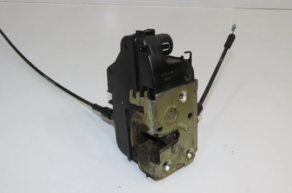 Serrure porte avd Renault ESPACE IV (JK0-1_) 2.2 dci (jk0h) (2002-2006) occasion