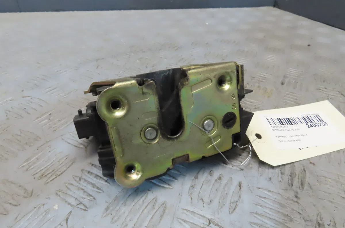 Serrure porte avd RENAULT LAGUNA 2000 occasion
