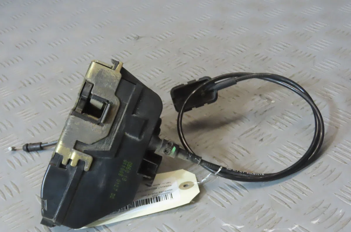 Serrure porte avd Renault MEGANE II (BM0-1_, CM0-1_) 1.5 dci (bm1f, cm1f) (2005-2008) occasion