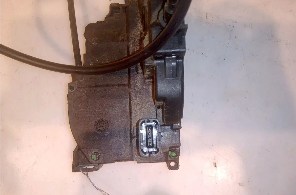 Serrure porte avd Renault MODUS - GRAND MODUS (F-JP0_) 1.5 dci (fp0f, jp0f) (2004) 5 portes occasion
