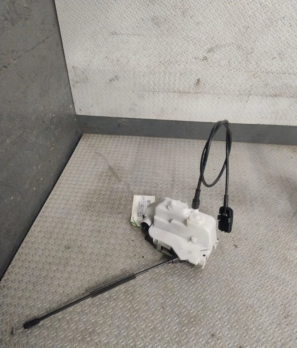 Serrure porte avd Renault TWINGO II (CN0_) 1.2 16v (cn04, cn0a, cn0b) (2007-2014) 3 portes occasion