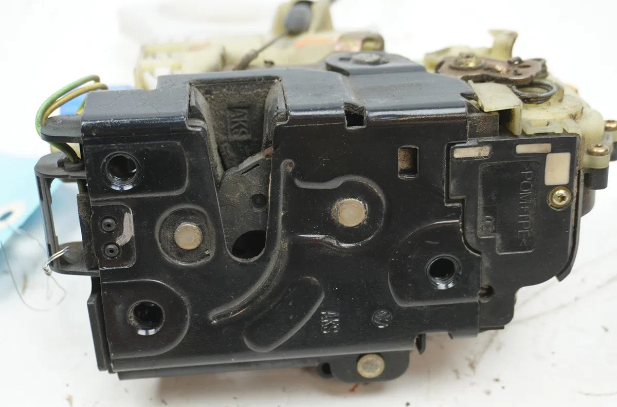 Serrure porte avd Seat IBIZA III (6L1) 1.9 sdi (2002-2005) occasion