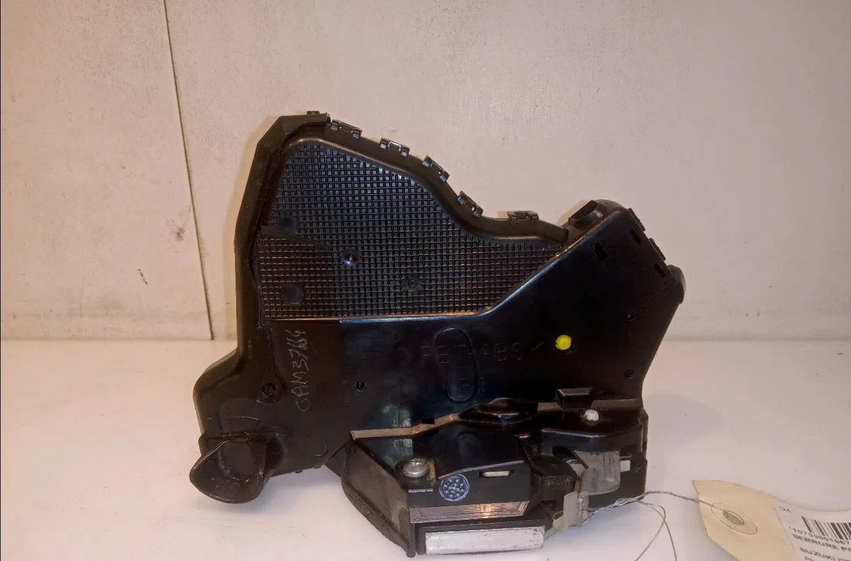 Serrure porte avd Suzuki GRAND VITARA II (JT, TE, TD) 1.6 traction intégrale (jb416) (2005-2015) occasion