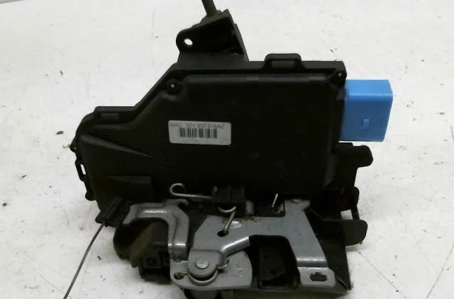 Serrure porte avd Volkswagen GOLF V (1K1) 2.0 tdi 16v 4motion (2004-2008) occasion