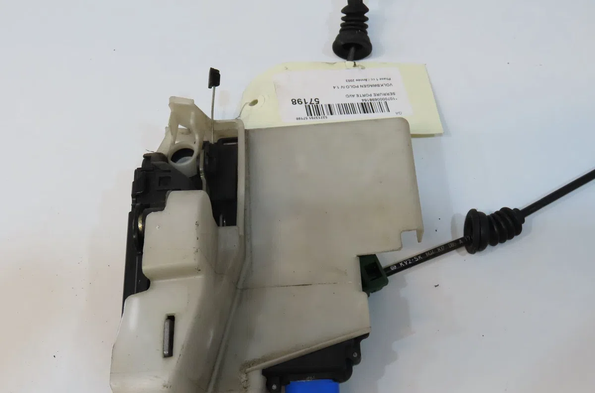 Serrure porte avd Volkswagen POLO (9N_, 9A_) 1.4 tdi (2001-2005) occasion