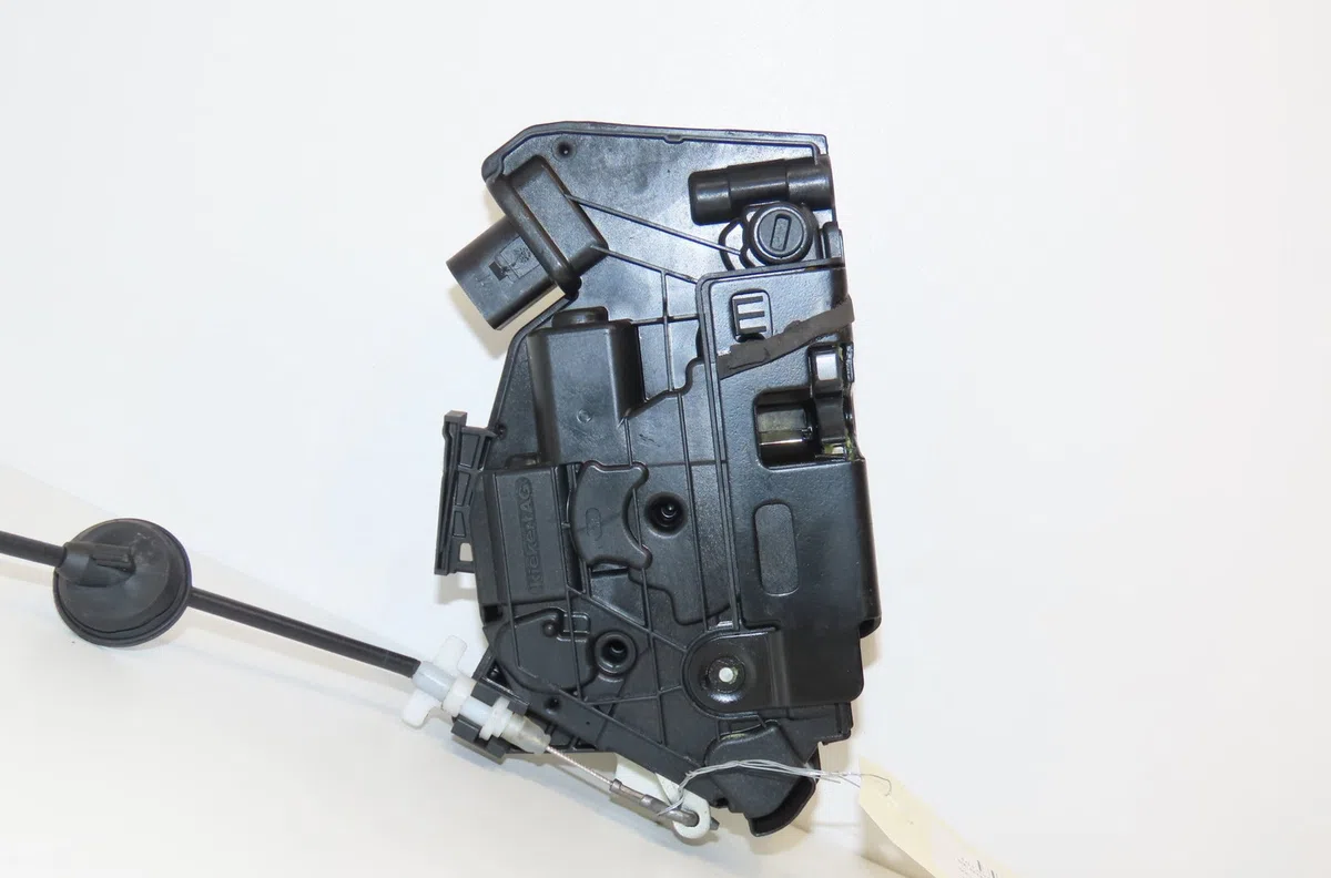 Serrure porte avd Volkswagen TIGUAN (5N_) 2.0 tdi 4motion (2007-2018) occasion