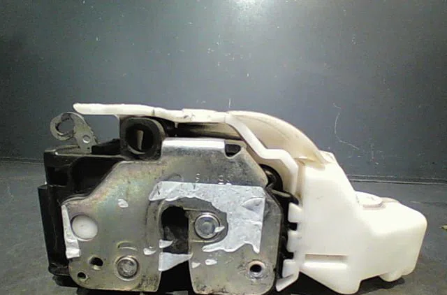 Serrure porte avg Alfa romeo 159 Sportwagon (939_) 1.9 jtdm 8v (939bxe1b) (2006-2011) occasion