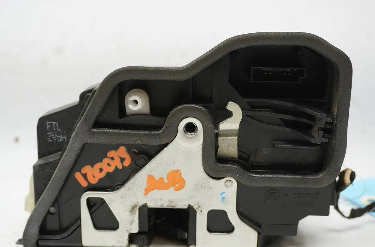 Serrure porte avg B.M.W. SERIE 3 VI  2.0D 136ch occasion