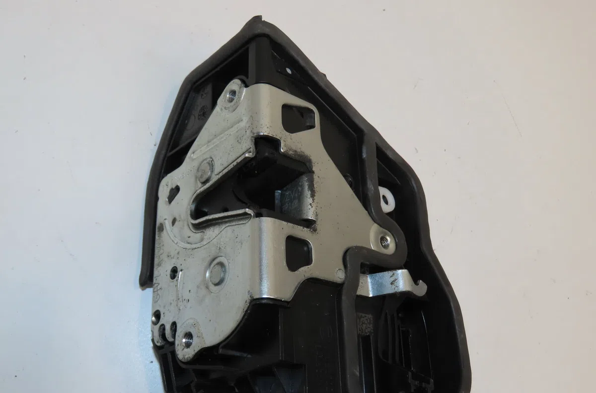 Serrure porte avg Bmw 3 (F30, F80) 335 i (2011-2015) occasion