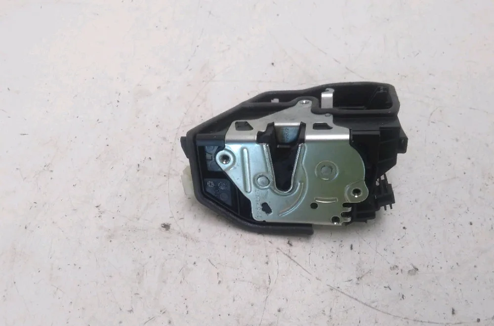Serrure porte avg Bmw 3 Touring (F31) 316 d (2012-2019) occasion