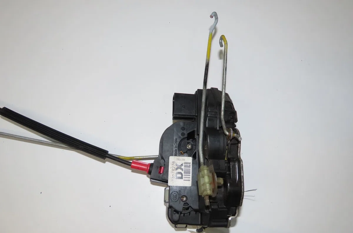 Serrure porte avg Chevrolet ORLANDO (J309) 2.0 d (2011-2015) occasion