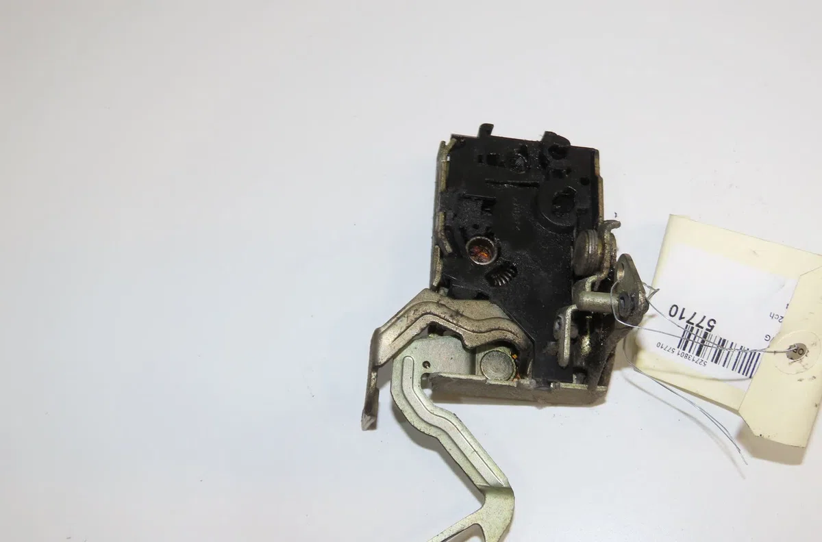 Serrure porte avg Citroen AX (ZA-_) 14 d (1988-1992) occasion