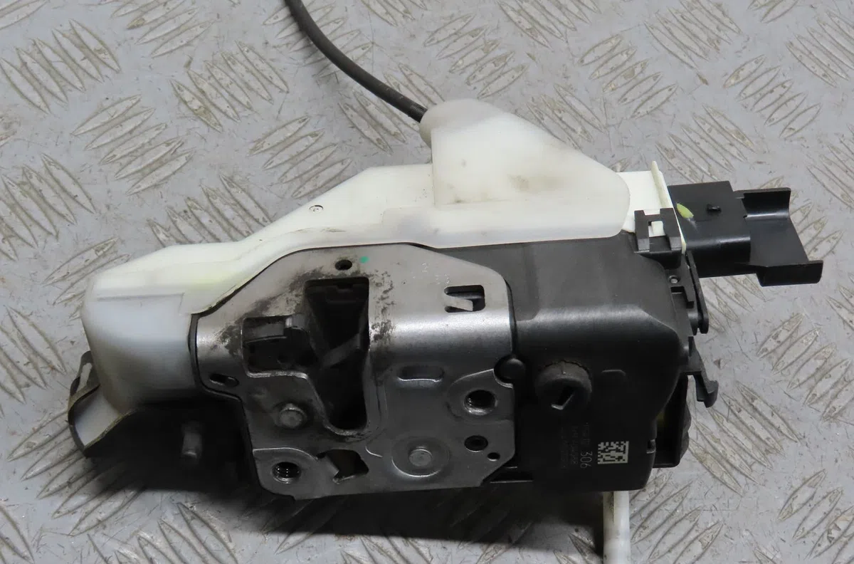 Serrure porte avg Citroen C3 II (SC_) 1.1 i (2009-2013) occasion