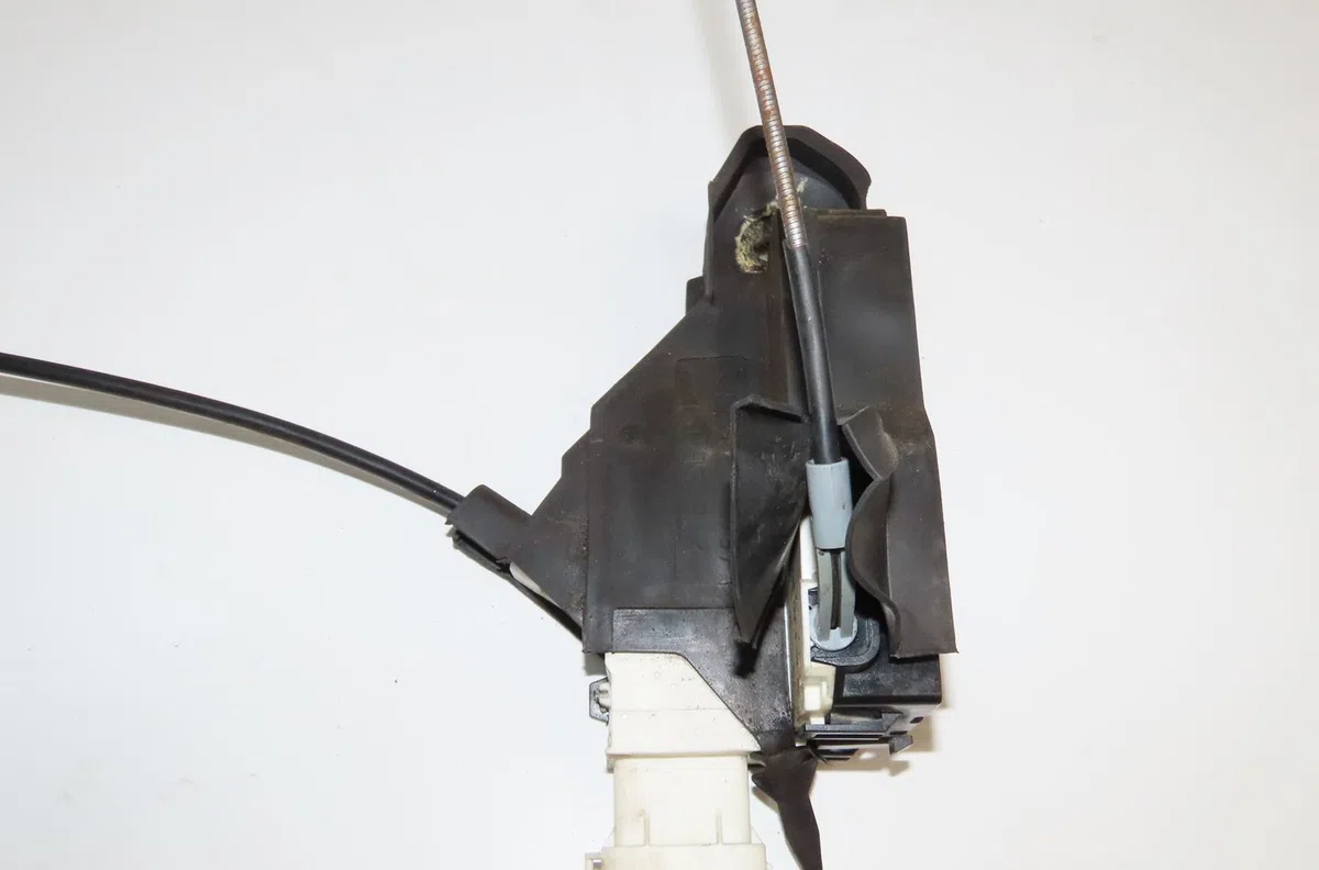 Serrure porte avg Citroen C4 I (LC_) 1.6 hdi (2004-2011) 5 portes occasion