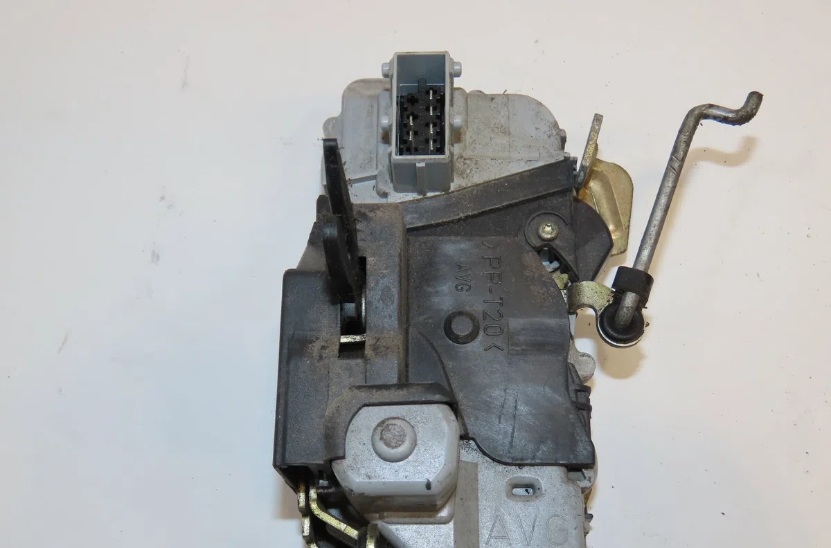 Serrure porte avg Citroen XSARA (N1) 1.9 d (1997-2000) 5 portes occasion