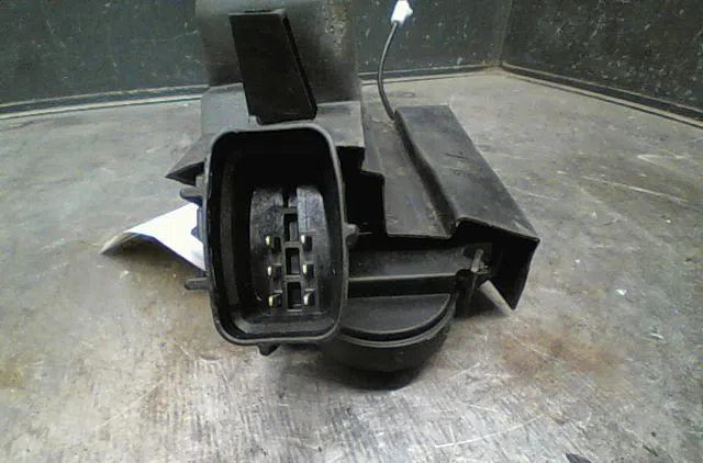 Serrure porte avg Fiat CROMA (194_) 1.9 d multijet (194axc1b, 194axc12) (2005-2011) occasion