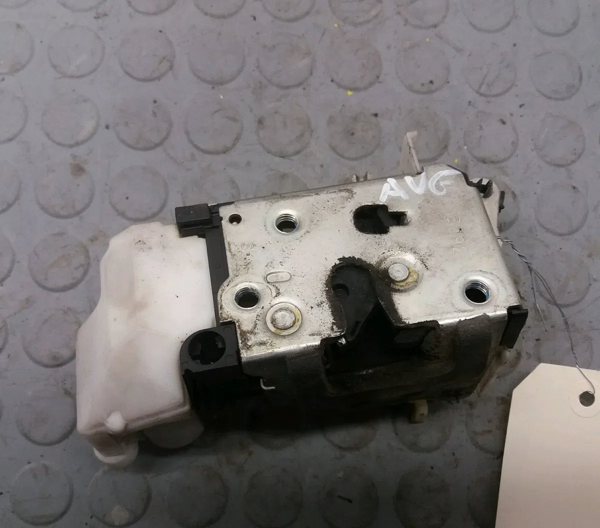 Serrure porte avg Fiat PUNTO (188_) 1.2 60 (188.030, .050, .130, .150, .230, .250) (1999-2010) occasion